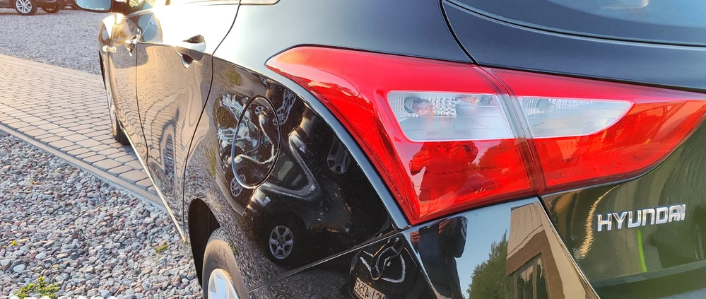 Hyundai I30 cena 30900 przebieg: 168200, rok produkcji 2012 z Giżycko małe 137